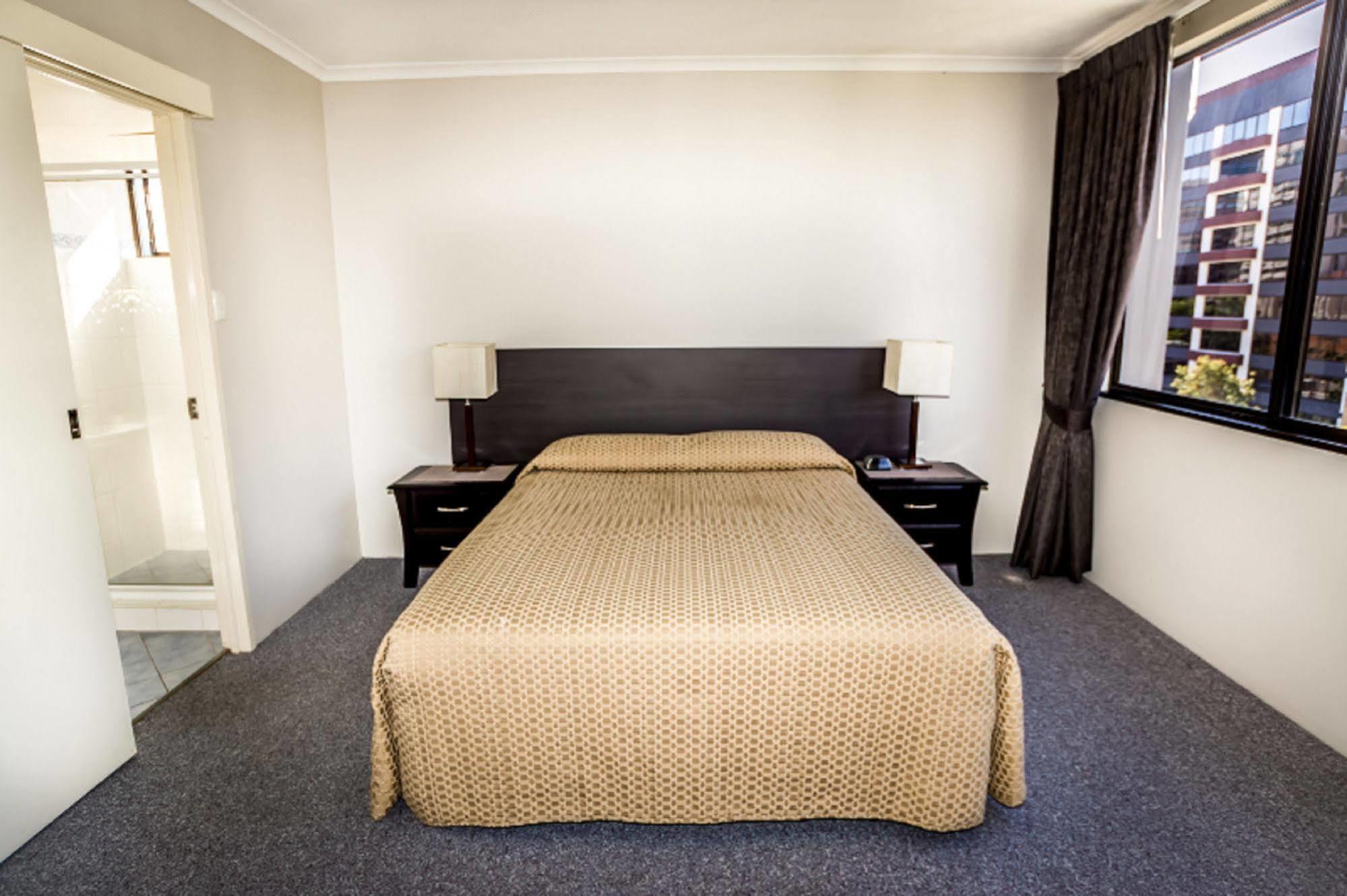 The Astor Apartments Brisbane Kültér fotó