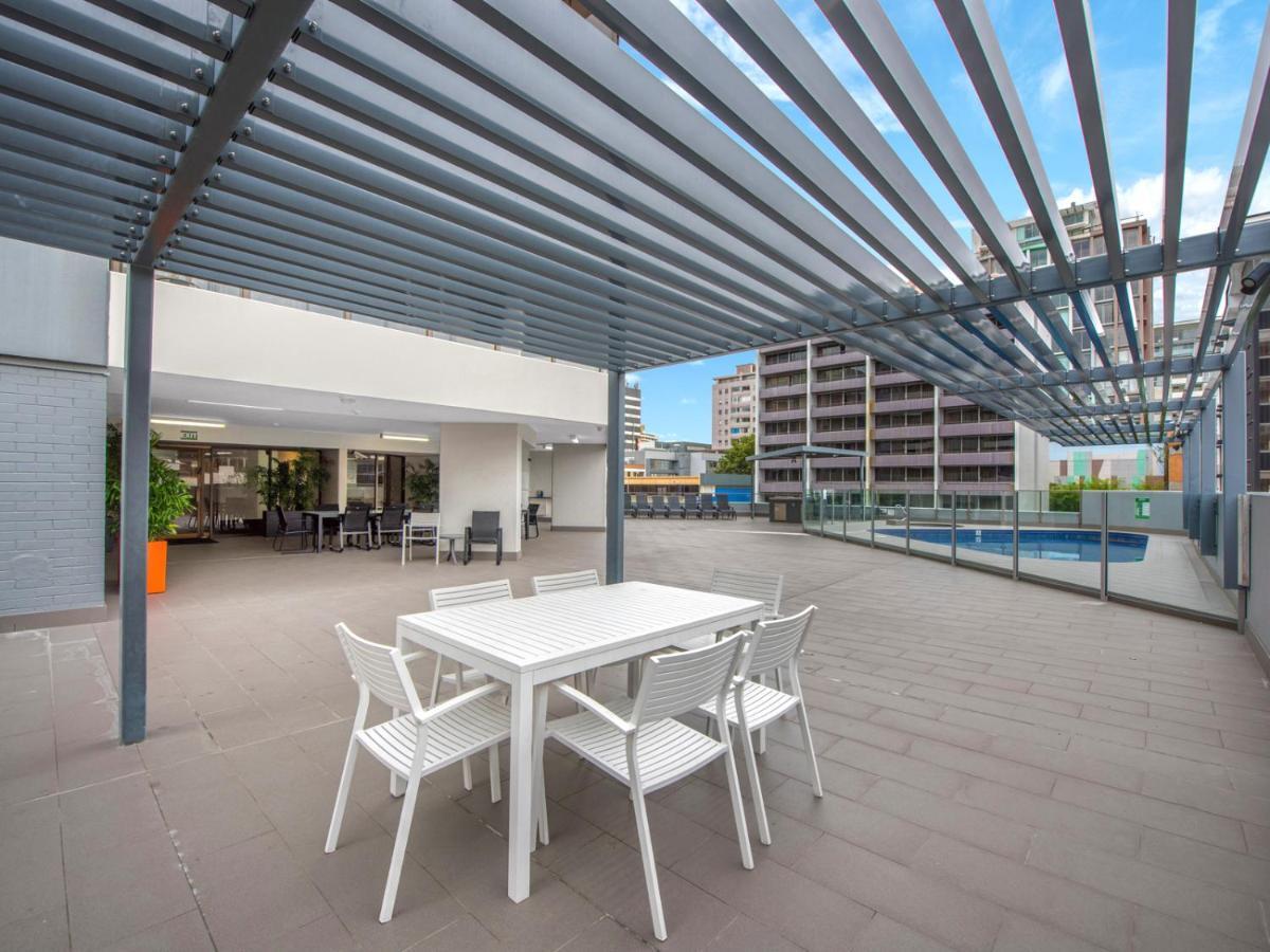The Astor Apartments Brisbane Kültér fotó
